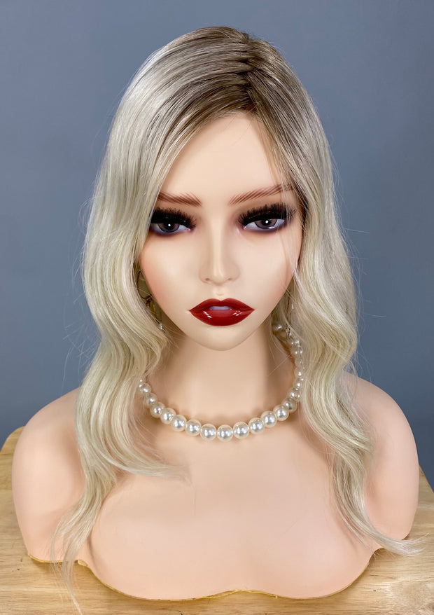 SALE!! "Maxwella 18" (Bombshell Blonde) Belle Tress Luxury Wig